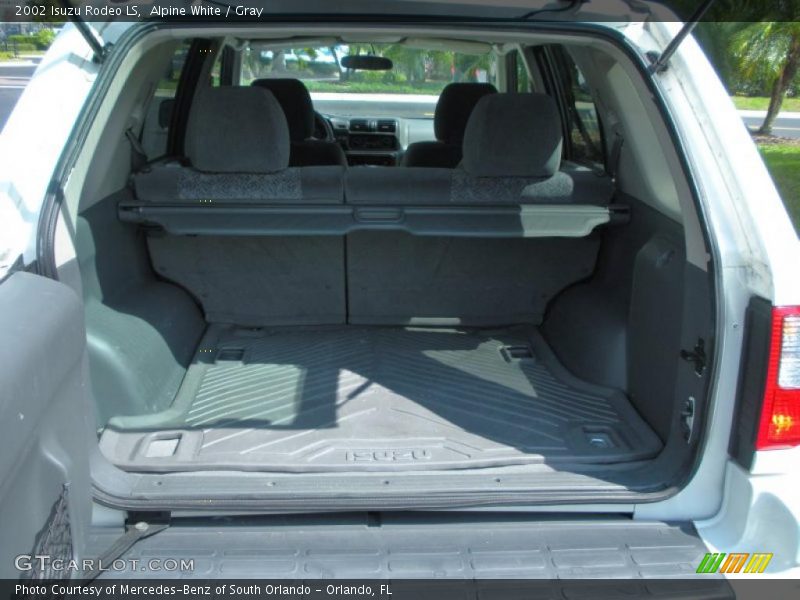  2002 Rodeo LS Trunk