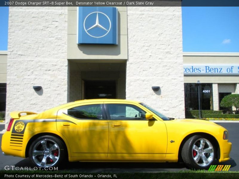 Detonator Yellow Clearcoat / Dark Slate Gray 2007 Dodge Charger SRT-8 Super Bee