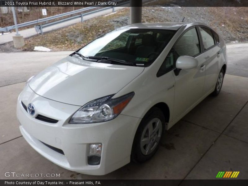 Blizzard White Pearl / Dark Gray 2011 Toyota Prius Hybrid II