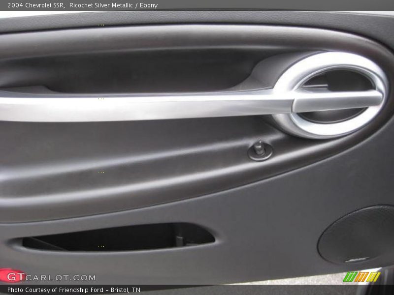 Door Panel of 2004 SSR 