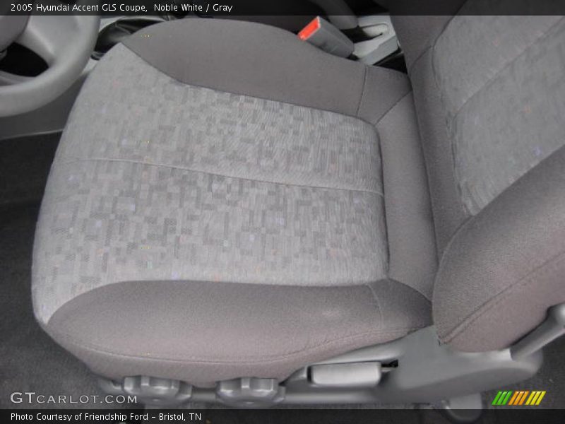 Noble White / Gray 2005 Hyundai Accent GLS Coupe