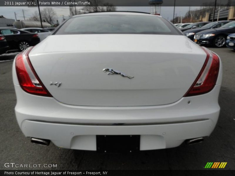 Polaris White / Cashew/Truffle 2011 Jaguar XJ XJ
