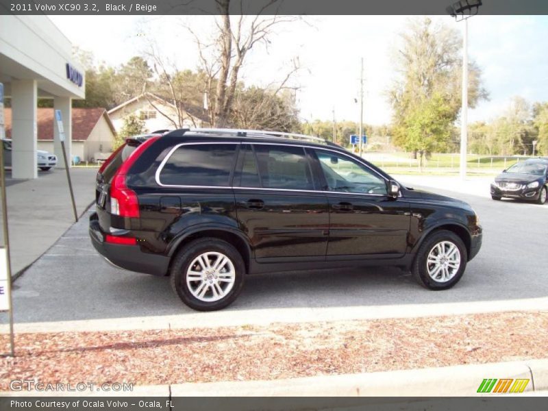 Black / Beige 2011 Volvo XC90 3.2
