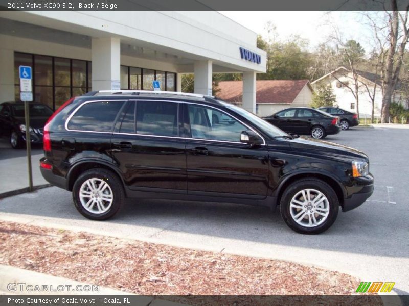 Black / Beige 2011 Volvo XC90 3.2