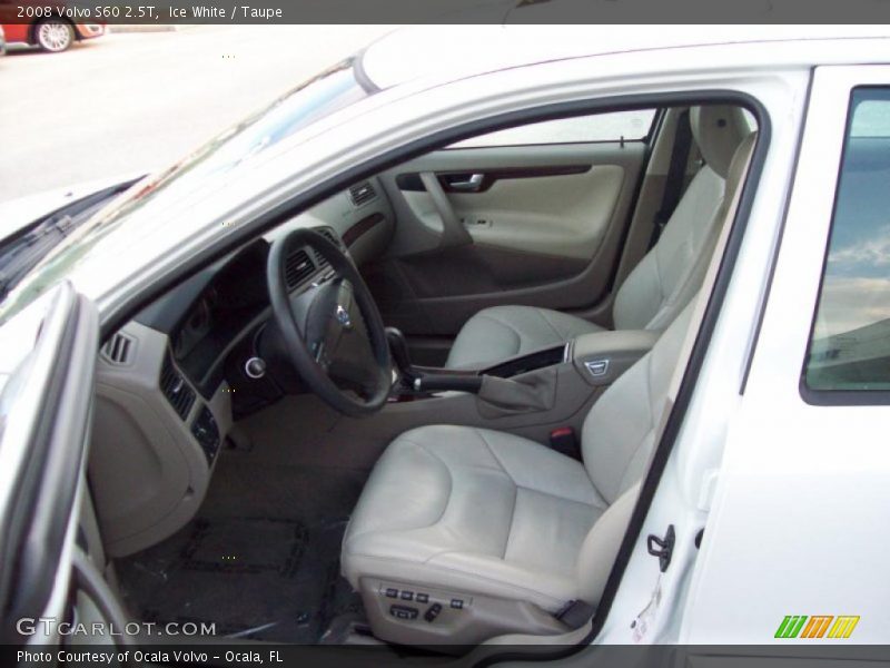 Ice White / Taupe 2008 Volvo S60 2.5T