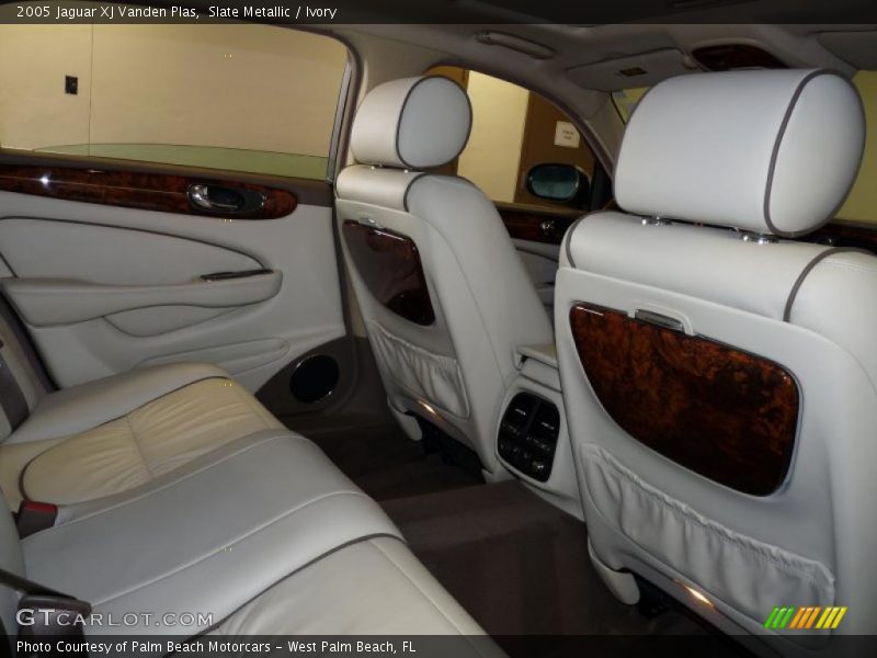 Slate Metallic / Ivory 2005 Jaguar XJ Vanden Plas