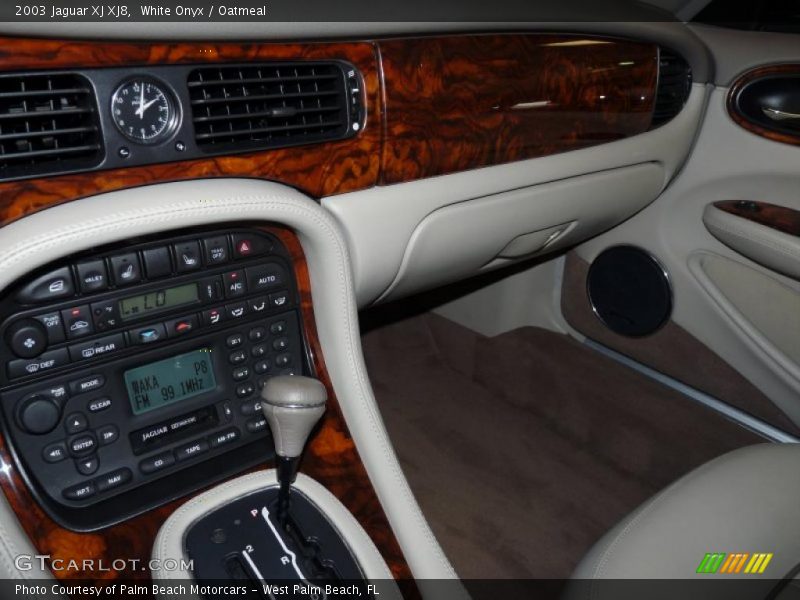 White Onyx / Oatmeal 2003 Jaguar XJ XJ8