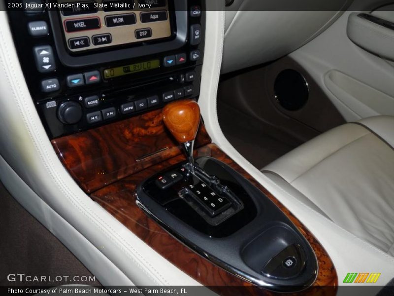  2005 XJ Vanden Plas 6 Speed Automatic Shifter