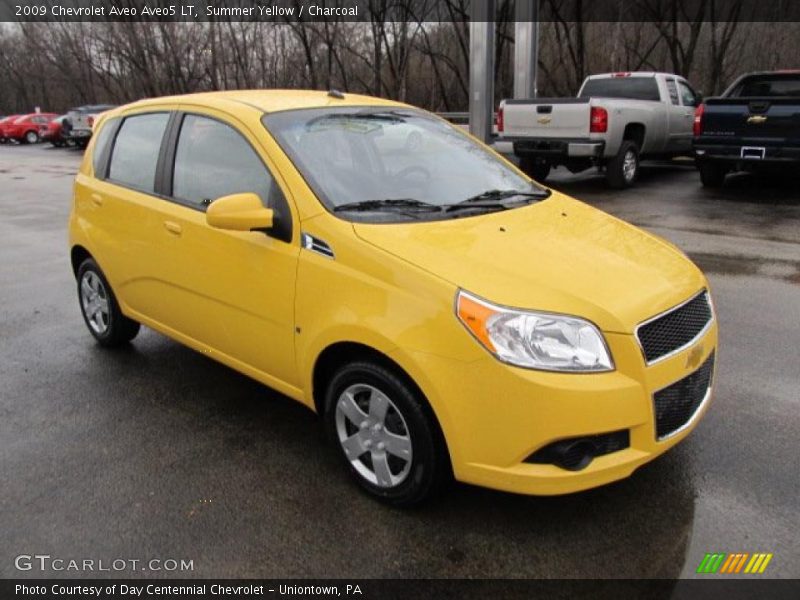 Summer Yellow / Charcoal 2009 Chevrolet Aveo Aveo5 LT