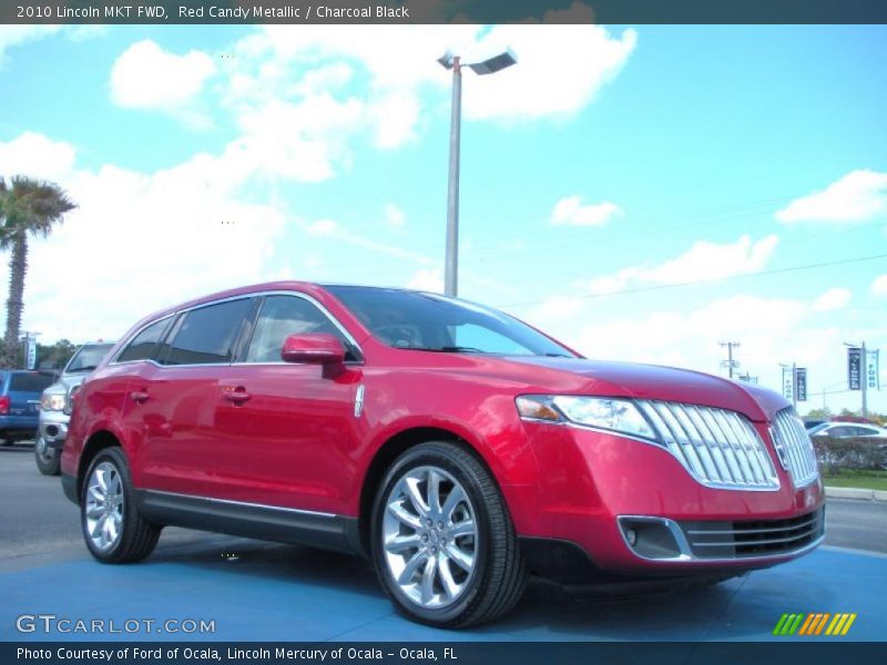 Front 3/4 View of 2010 MKT FWD