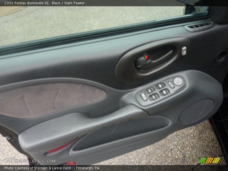 Black / Dark Pewter 2003 Pontiac Bonneville SE