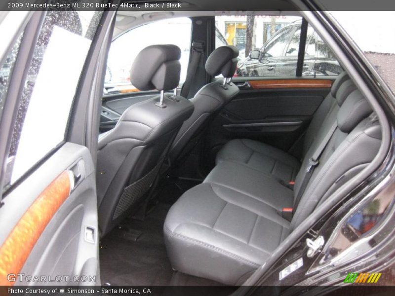 Black / Black 2009 Mercedes-Benz ML 320 BlueTec 4Matic