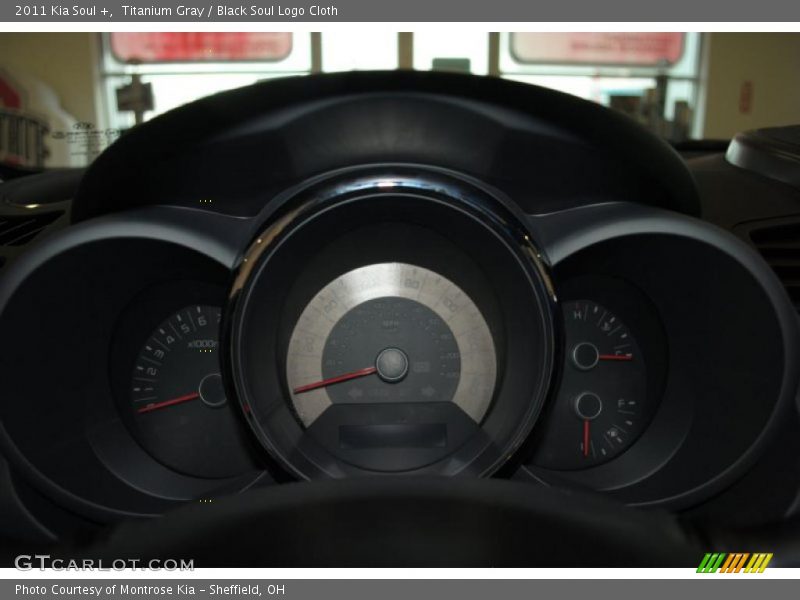 Titanium Gray / Black Soul Logo Cloth 2011 Kia Soul +