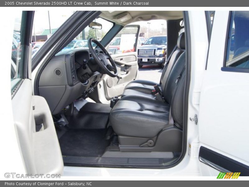 Summit White / Dark Charcoal 2005 Chevrolet Silverado 2500HD LT Crew Cab