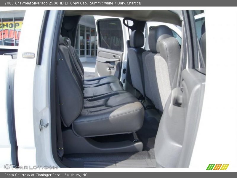 Summit White / Dark Charcoal 2005 Chevrolet Silverado 2500HD LT Crew Cab