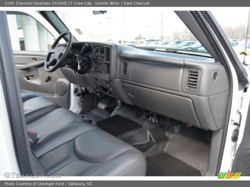 Summit White / Dark Charcoal 2005 Chevrolet Silverado 2500HD LT Crew Cab