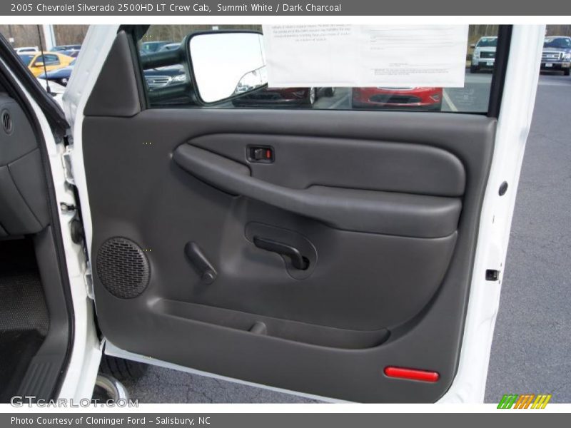Summit White / Dark Charcoal 2005 Chevrolet Silverado 2500HD LT Crew Cab