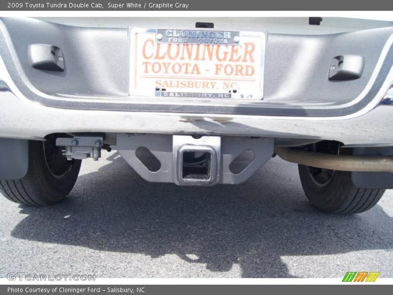 Super White / Graphite Gray 2009 Toyota Tundra Double Cab