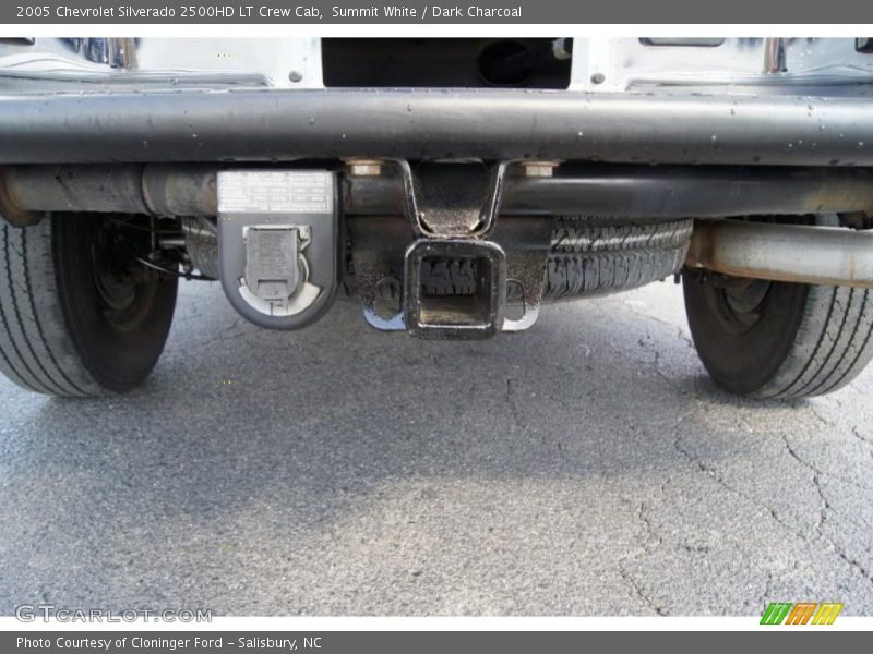 Summit White / Dark Charcoal 2005 Chevrolet Silverado 2500HD LT Crew Cab