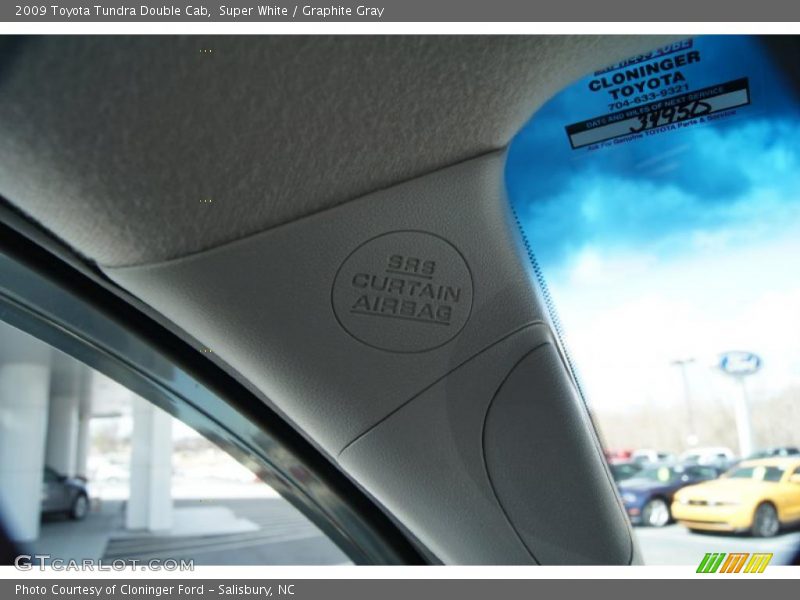 Super White / Graphite Gray 2009 Toyota Tundra Double Cab