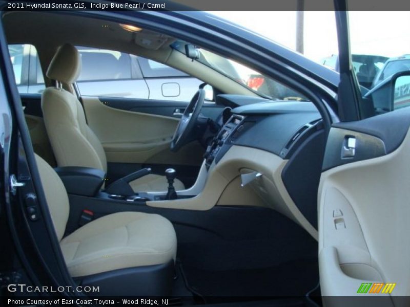 Indigo Blue Pearl / Camel 2011 Hyundai Sonata GLS
