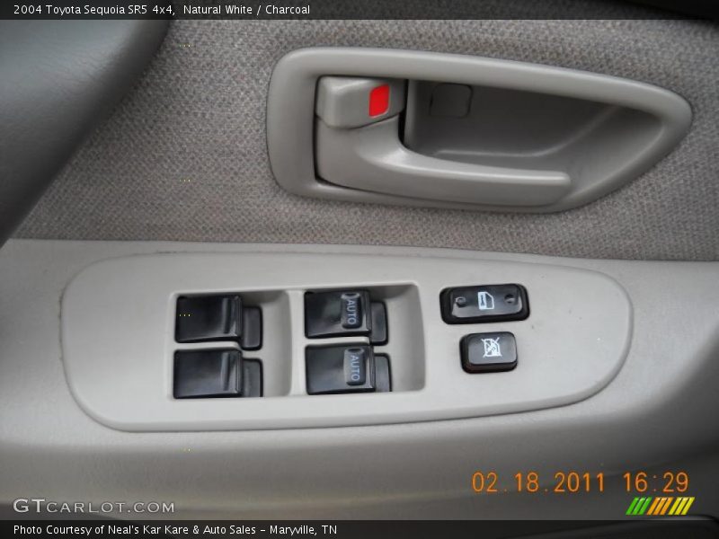 Natural White / Charcoal 2004 Toyota Sequoia SR5 4x4