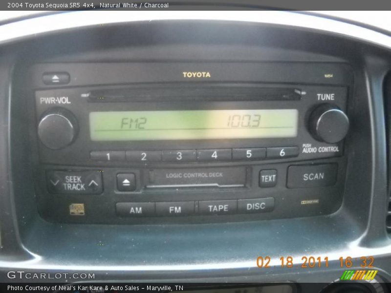 Natural White / Charcoal 2004 Toyota Sequoia SR5 4x4