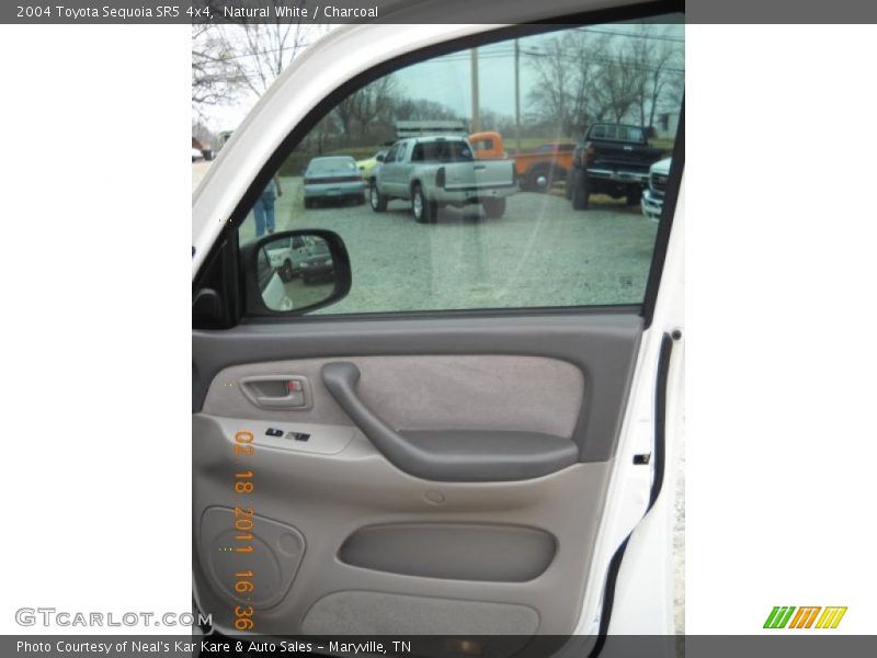 Natural White / Charcoal 2004 Toyota Sequoia SR5 4x4