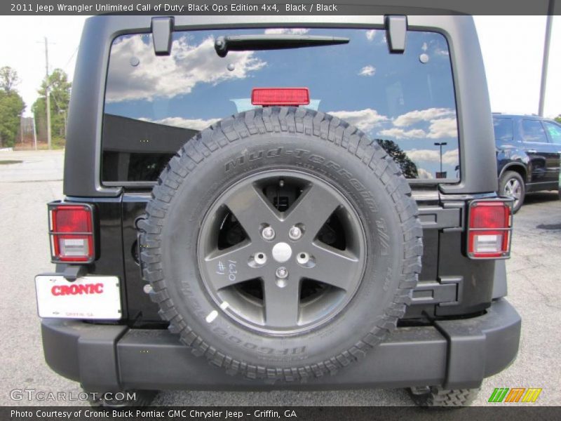 Black / Black 2011 Jeep Wrangler Unlimited Call of Duty: Black Ops Edition 4x4
