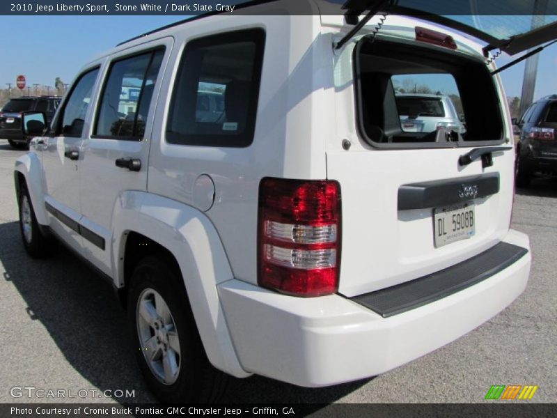 Stone White / Dark Slate Gray 2010 Jeep Liberty Sport
