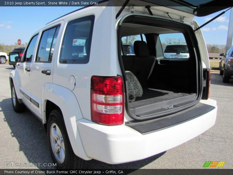 Stone White / Dark Slate Gray 2010 Jeep Liberty Sport