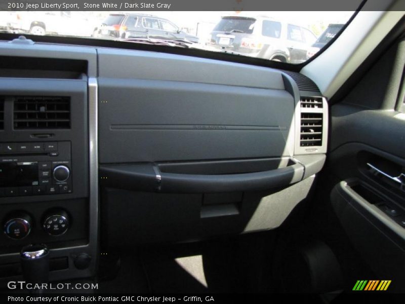 Stone White / Dark Slate Gray 2010 Jeep Liberty Sport