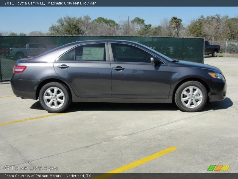 Magnetic Gray Metallic / Ash 2011 Toyota Camry LE