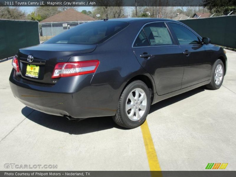 Magnetic Gray Metallic / Ash 2011 Toyota Camry LE