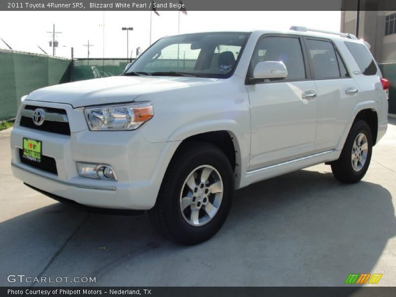 Blizzard White Pearl / Sand Beige 2011 Toyota 4Runner SR5