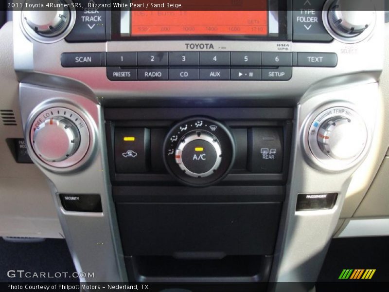 Blizzard White Pearl / Sand Beige 2011 Toyota 4Runner SR5