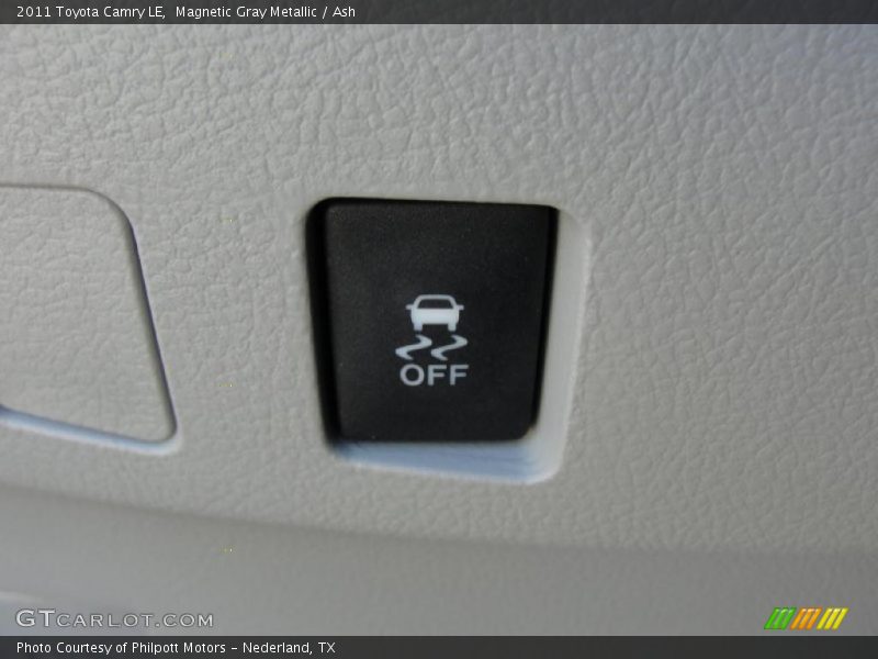 Magnetic Gray Metallic / Ash 2011 Toyota Camry LE
