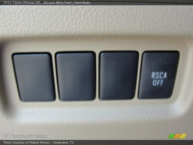 Blizzard White Pearl / Sand Beige 2011 Toyota 4Runner SR5
