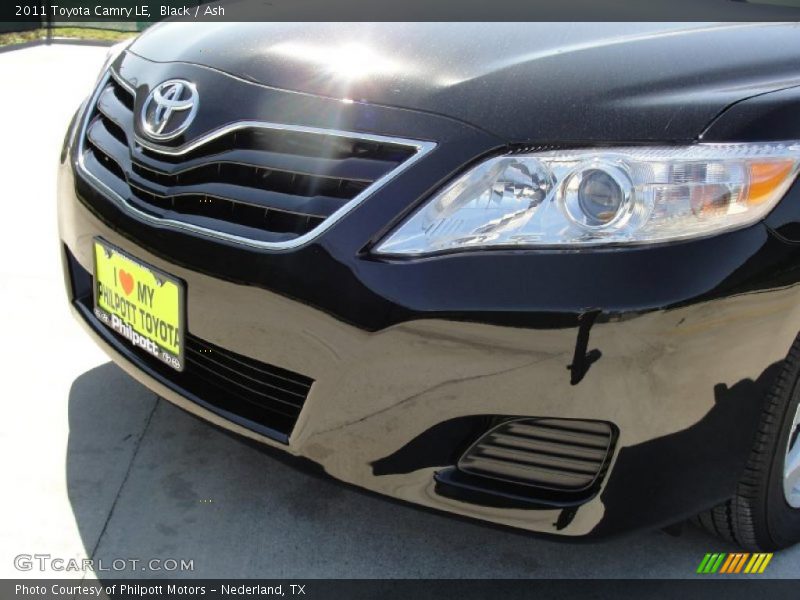 Black / Ash 2011 Toyota Camry LE