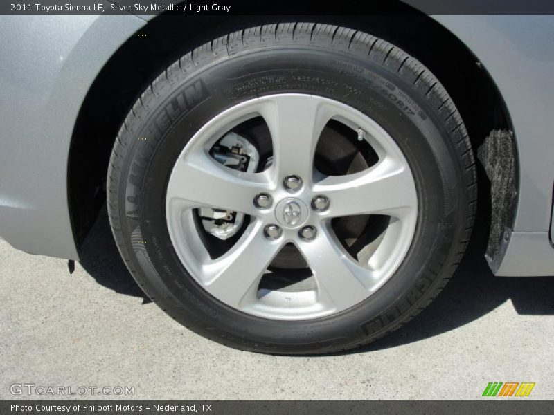 Silver Sky Metallic / Light Gray 2011 Toyota Sienna LE