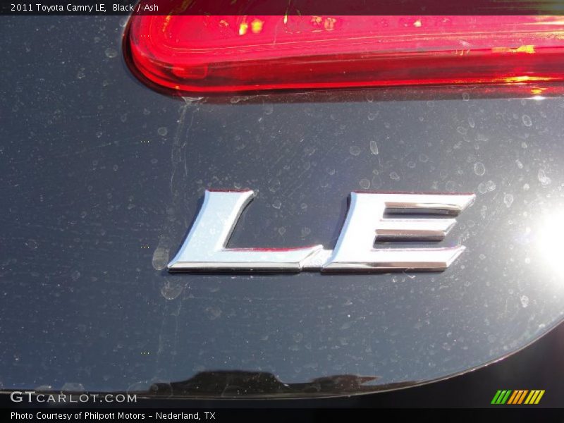 Black / Ash 2011 Toyota Camry LE