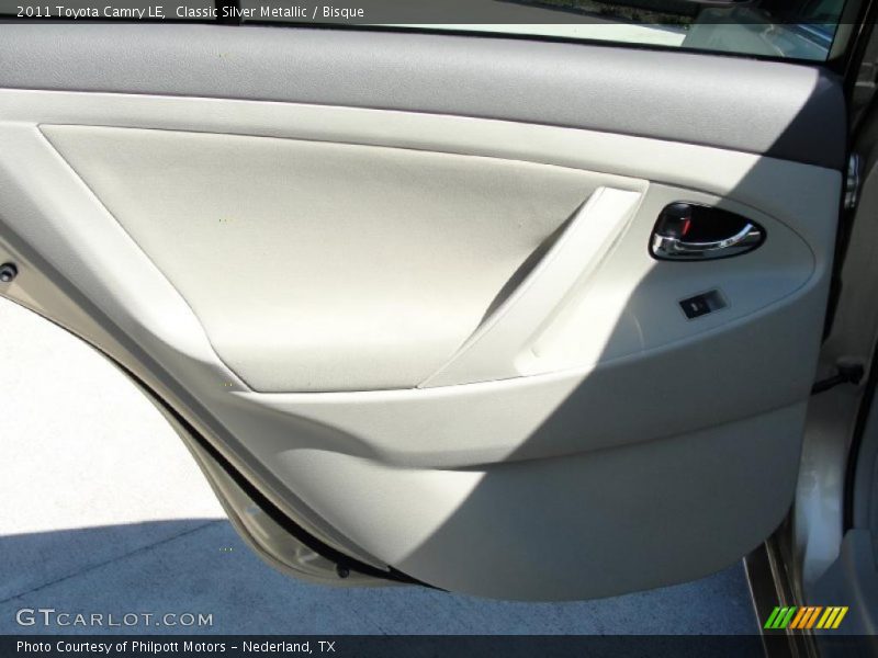 Classic Silver Metallic / Bisque 2011 Toyota Camry LE