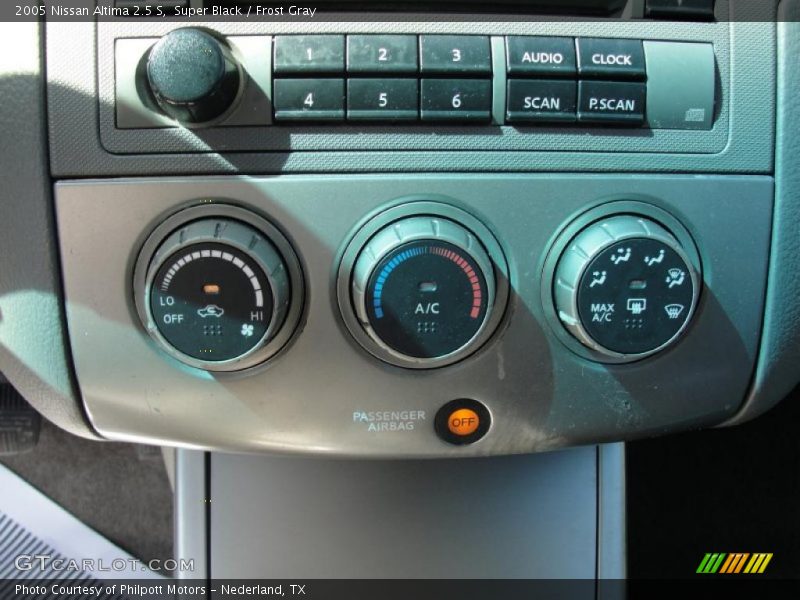 Super Black / Frost Gray 2005 Nissan Altima 2.5 S