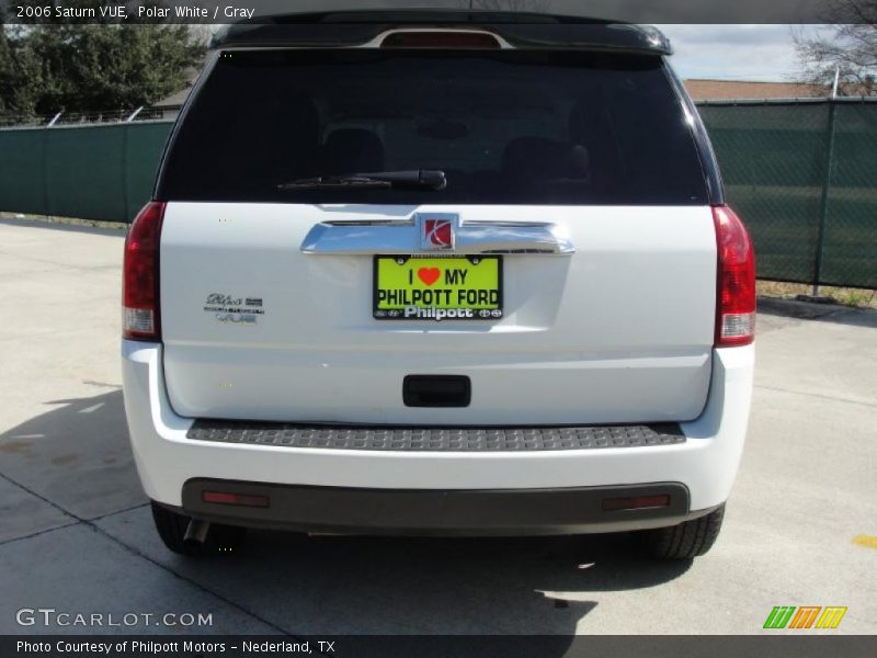 Polar White / Gray 2006 Saturn VUE
