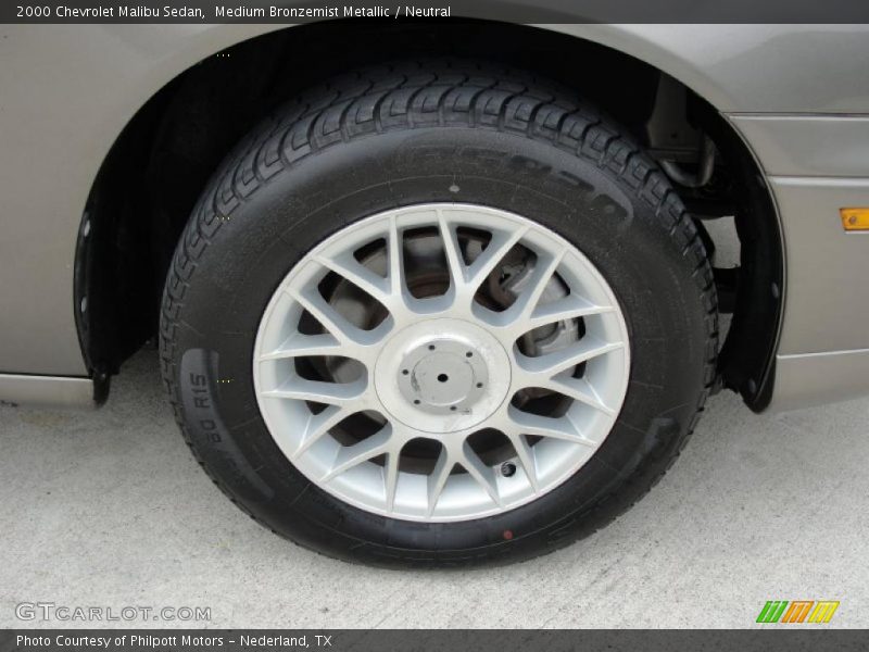 Medium Bronzemist Metallic / Neutral 2000 Chevrolet Malibu Sedan