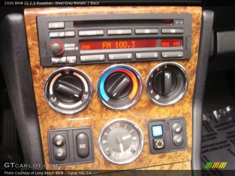 Controls of 2000 Z3 2.3 Roadster