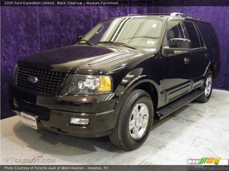 Black Clearcoat / Medium Parchment 2005 Ford Expedition Limited