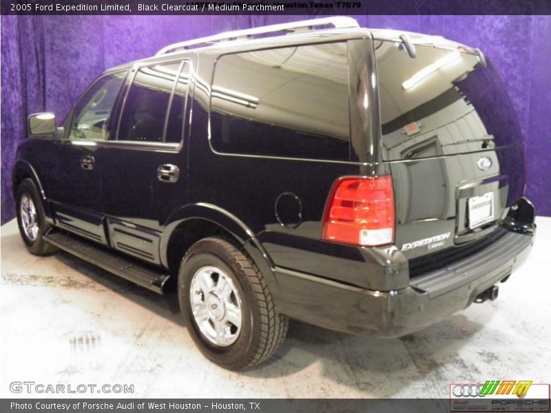 Black Clearcoat / Medium Parchment 2005 Ford Expedition Limited