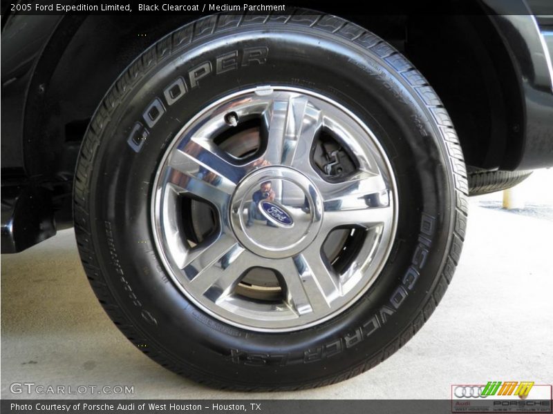 Black Clearcoat / Medium Parchment 2005 Ford Expedition Limited
