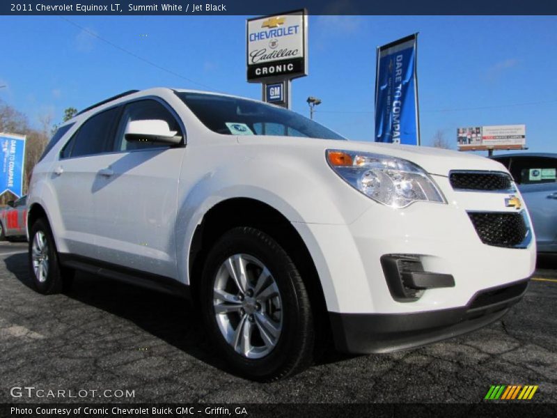 Summit White / Jet Black 2011 Chevrolet Equinox LT